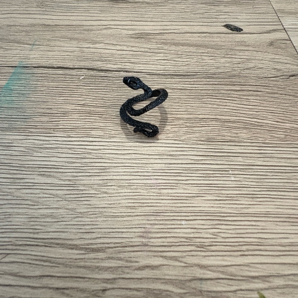 Black Snake Ring